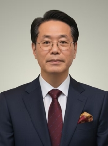 나성균
